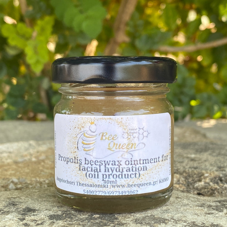 Image for Φυσική «Ενυδατική» Κεραλοιφή με Πρόπολη από την BEE QUEEN