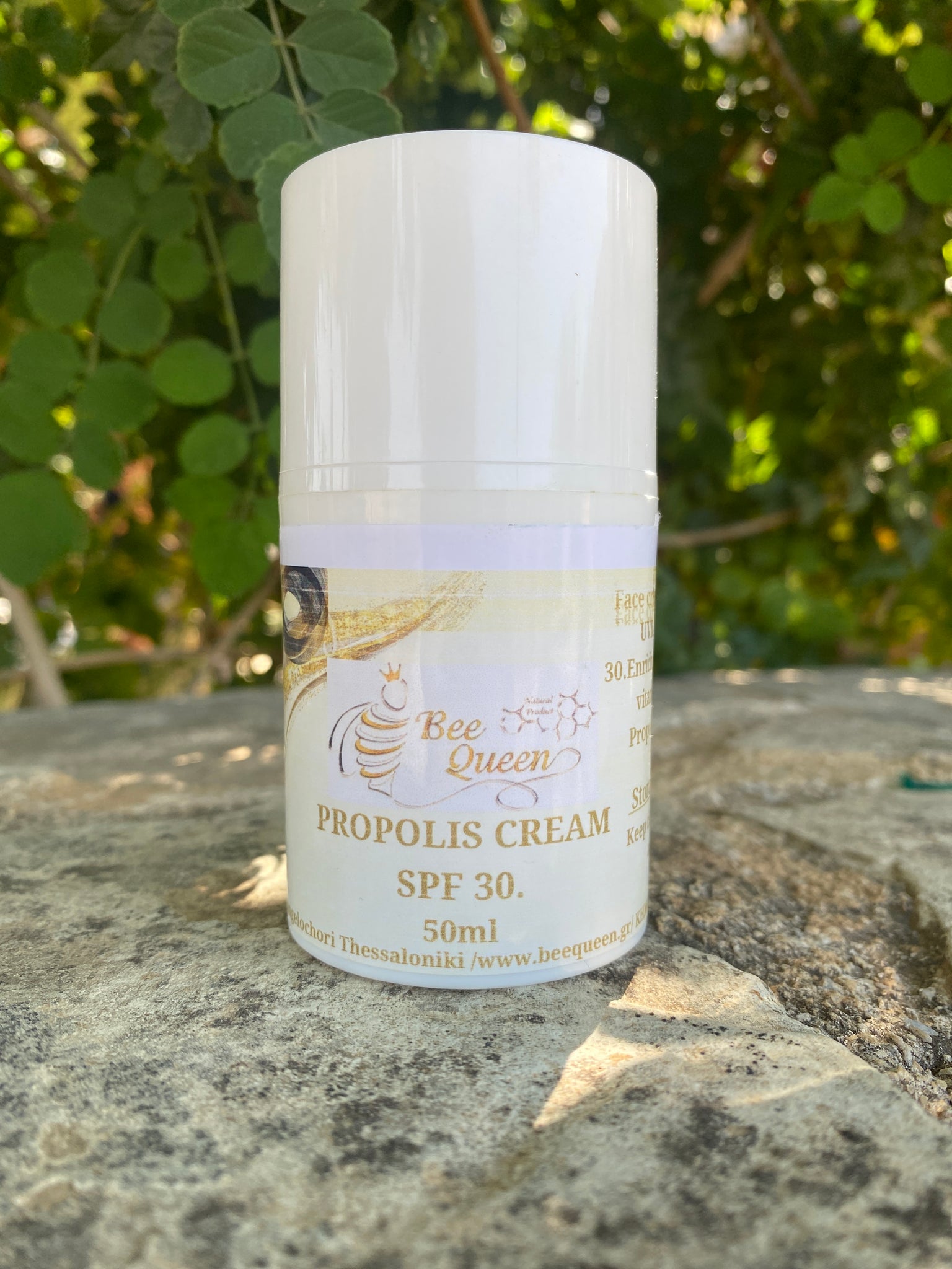 <tc>Crème solaire naturelle pour le visage FPS30 avec cire d'abeille et propolis</tc>