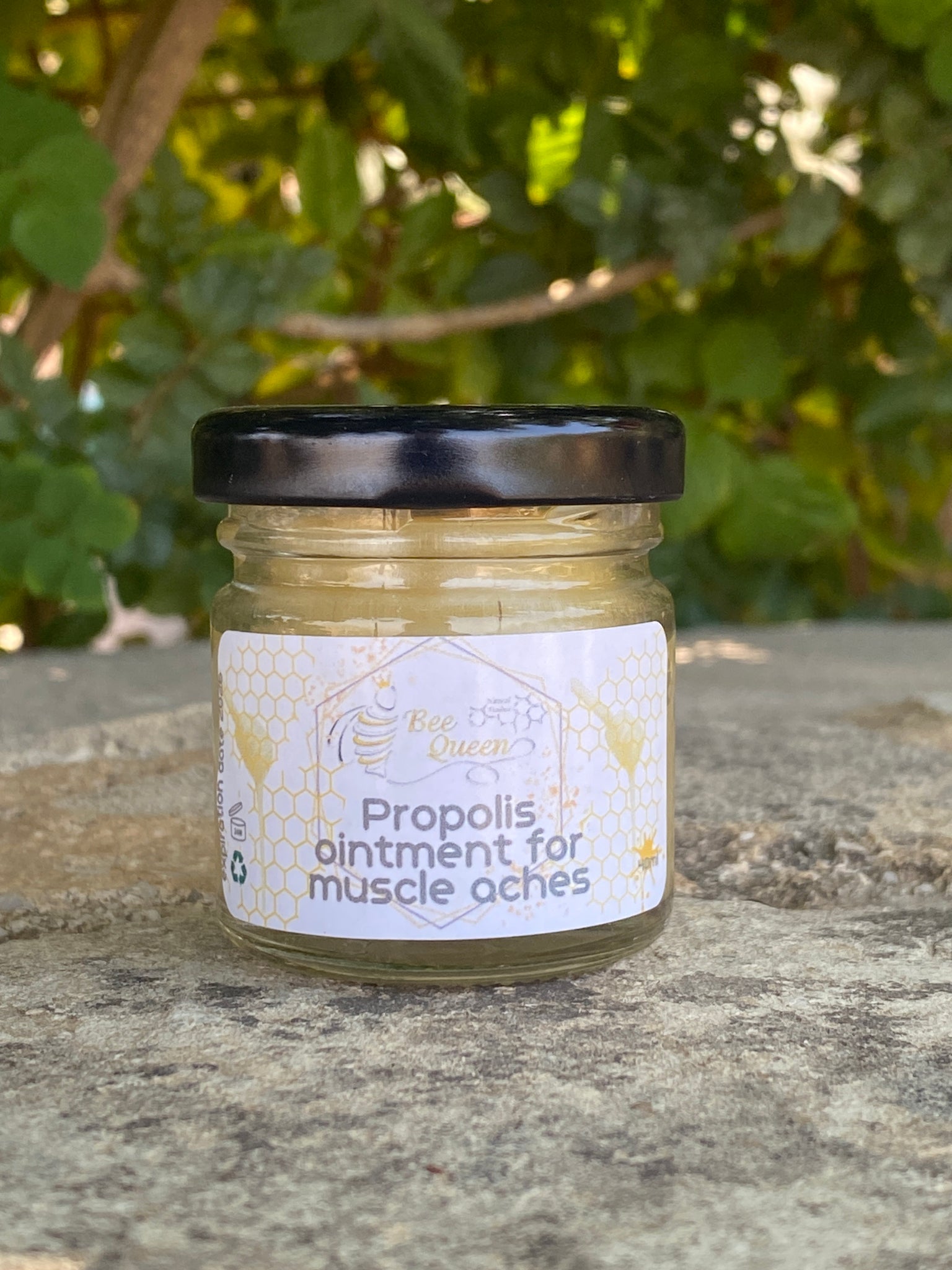 <transcy>Crème naturelle avec de la cire d'abeille & de la Propolis pour les muscles froissés</transcy>