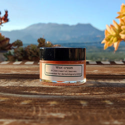 Crème traditionnelle à la cire d'abeille "Botano".